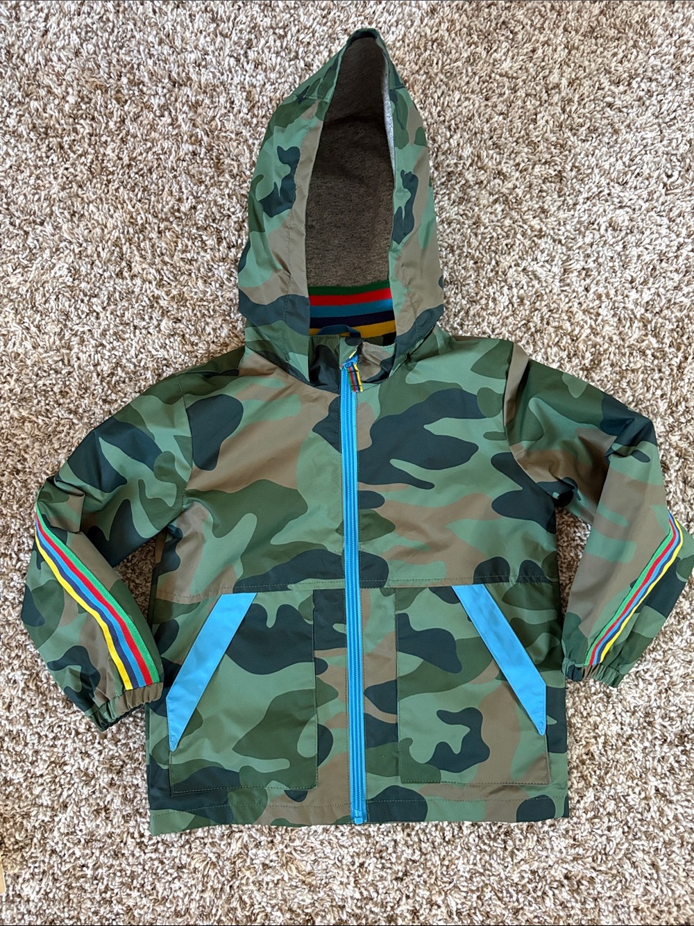 Mini Boden Green Camo Hooded Jacket with Rainbow Trim and Blue Zipper